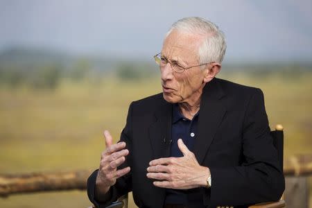 Federal Reserve Vice Chairman Stanley Fischer speaks during a televised interview during the Federal Reserve Bank of Kansas City's annual Jackson Hole Economic Policy Symposium in Jackson Hole, Wyoming August 28, 2015. REUTERS/Jonathan Crosby