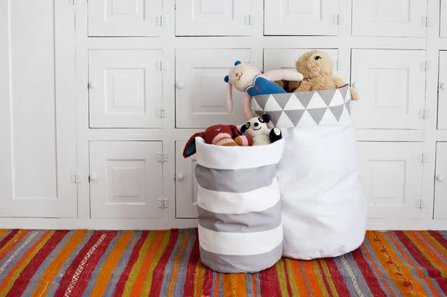 <p><a href="https://abeautifulmess.com/fabric-storage-bins-theyre-reversible/" data-component="link" data-source="inlineLink" data-type="externalLink" data-ordinal="1">A Beautiful Mess</a></p>