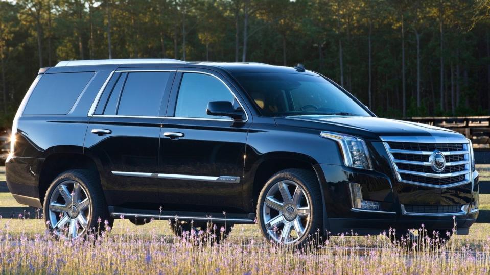 <p><strong>2019 Cadillac Escalade:</strong></p> <p>Retail Price: <strong>$88,769</strong><br> Average Transaction: <strong>$78,428</strong><br> Savings: <strong>$10,341</strong><br> Percentage Discount: <strong>11.6%</strong></p> <hr> <p><strong>2019 Cadillac CTS:</strong></p> <p>Retail Price: <strong>$57,252</strong><br> Average Transaction: <strong>$50,591</strong><br> Savings: <strong>$6,661</strong><br> Percentage Discount: <strong>11.6%</strong></p>