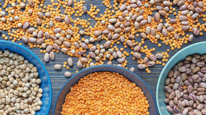 Sorting beans into bowls 