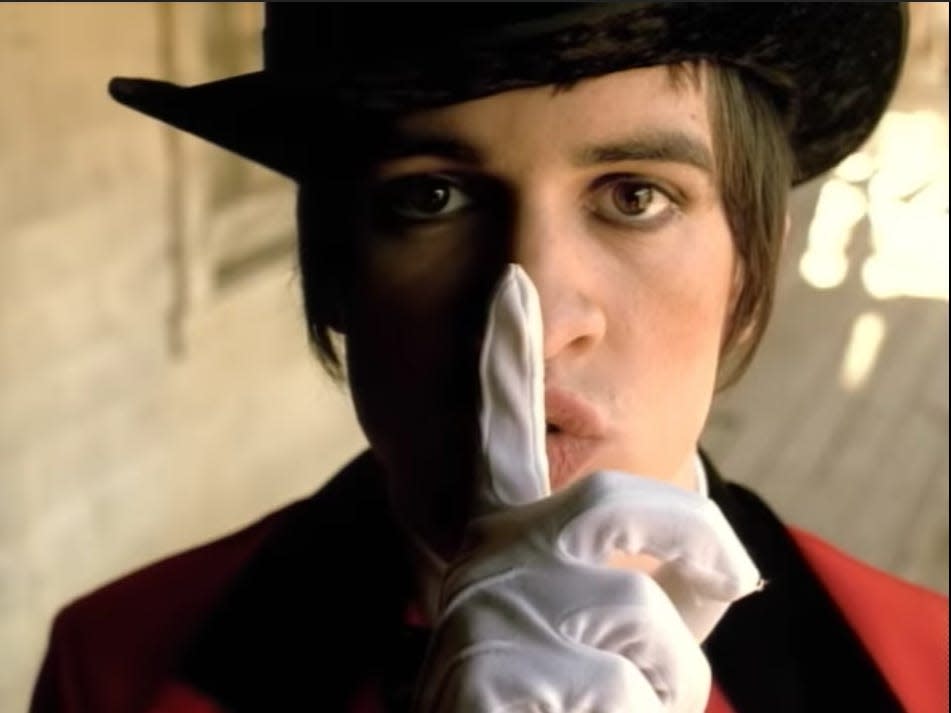 panic at the disco i write sins not tragedies