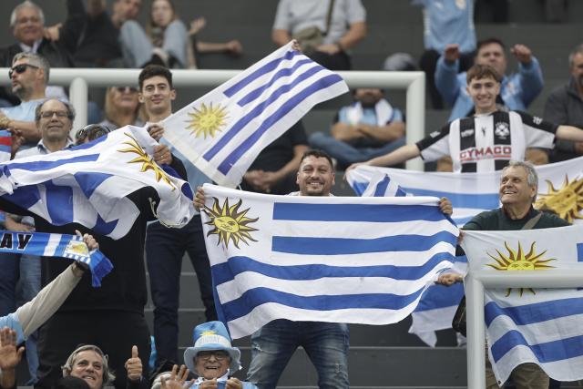 Uruguay aguarda por el despegue de la Celeste en el Mundial