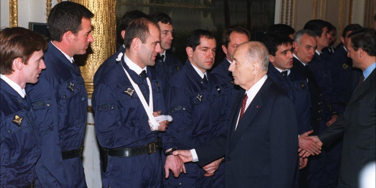 Francois Mitterrand GIGN agents