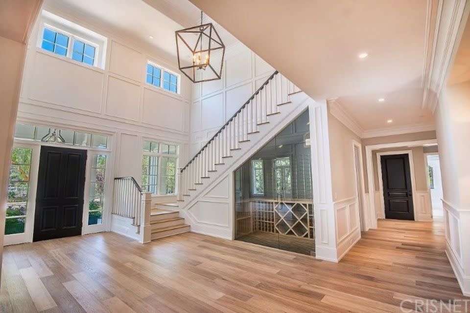 <p>The home is mostly one-story, and already has a<span> future elevator location, plus pre-wiring for a sound system and electric car charging station. There is also room for a barn and/or guest house.</span>  Photo: zillow.com/Berkshire Hathaway HomeServices </p>