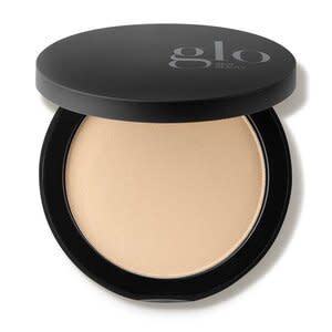 Glo Skin Beauty Pressed Base Powder Foundation