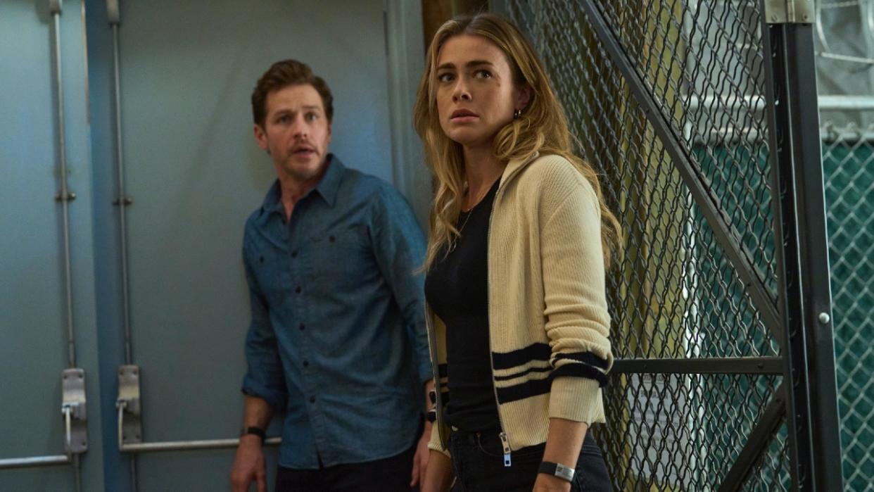  Josh Dallas and Melissa Roxburgh in Manifest Season 4, Part 2. 