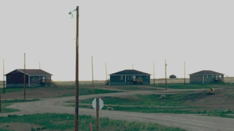 Siksika flood evacuees still waiting for permanent housing