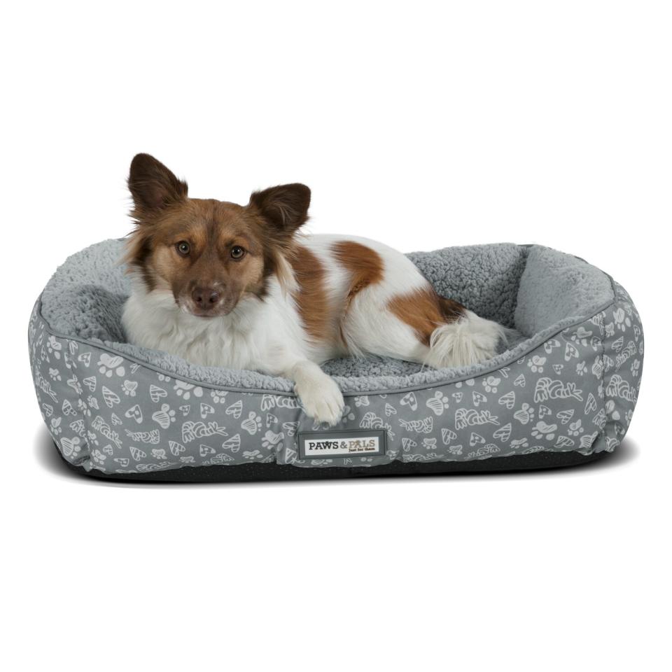 paws-and-pals-signature-dog-bed-heated