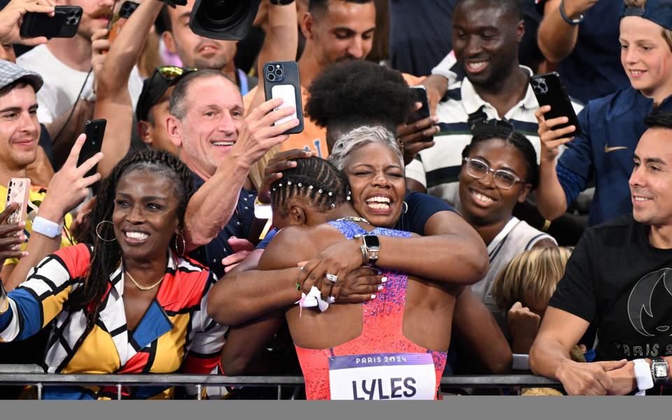 Noah Lyles wins Olympics 100m final by 0.005sec