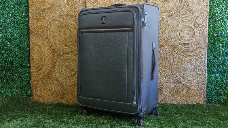 If you need a great piece of checked luggage, the Travelpro Platinum Elite 29 Inch Expandable Spinner is the suitcase to get.