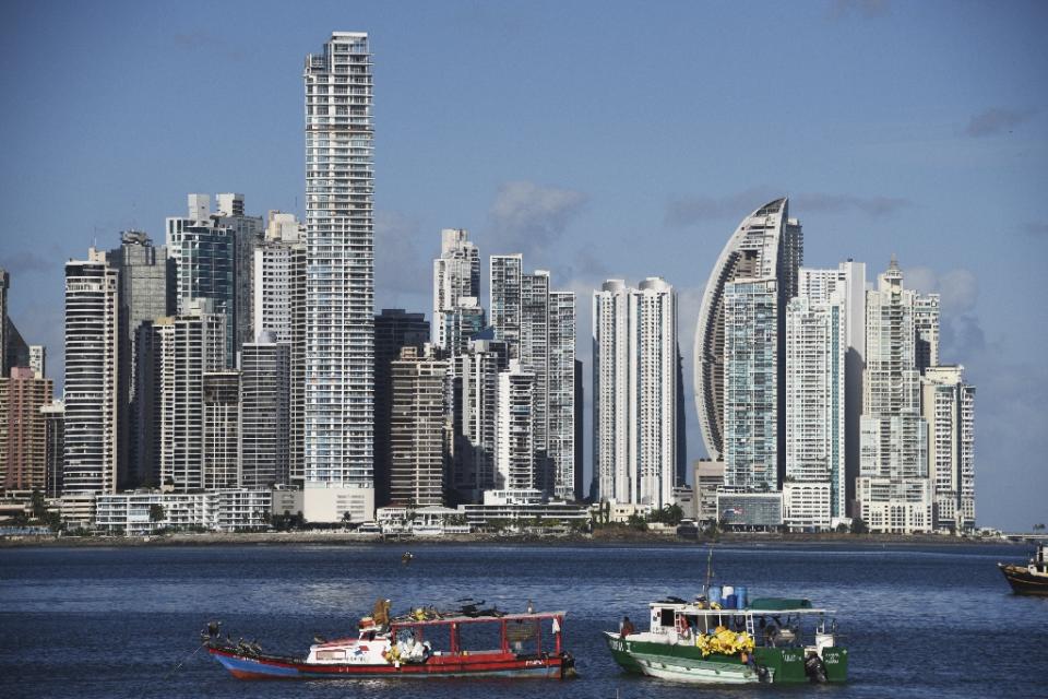 <p>Panamá ocupa el puesto #1 con el salario mínimo más alto de toda la región de $744 (Foto: AFP) </p>