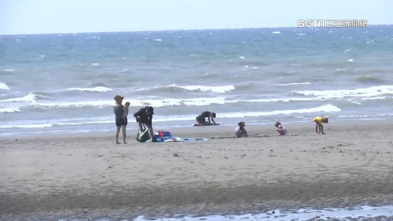 通霄海水浴場沒落，現在遊客稀少。