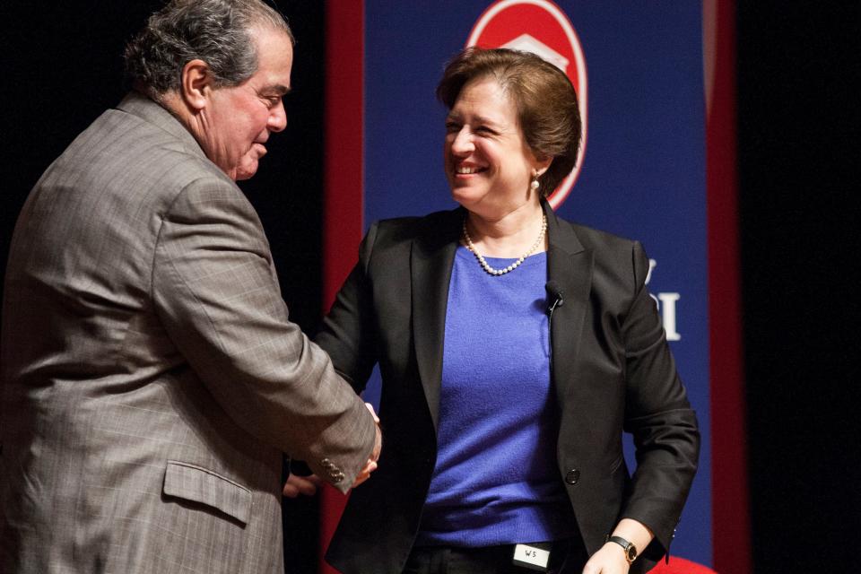 Supreme Court Associate Justice Elena Kagan established a close relationship with Associate Justice Antonin Scalia, who appeared with her at the University of Mississippi in 2014.