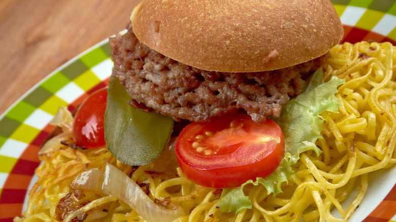 Chow mein sandwich with meat