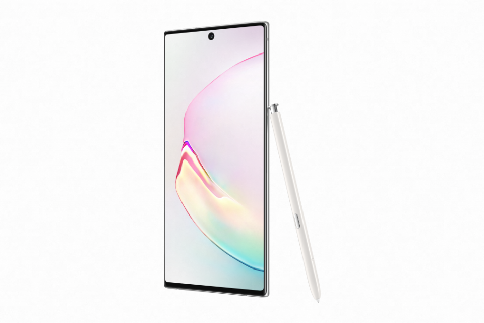 Tesco Mobile is offering a saving of £144 on its Samsung Galaxy Note10 Plus package (Samsung)