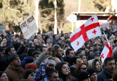 People attend a rally to support opposition TV channel Rustavi 2 in Tbilisi, Georgia February 19, 2017. REUTERS/David Mdzinarishvili