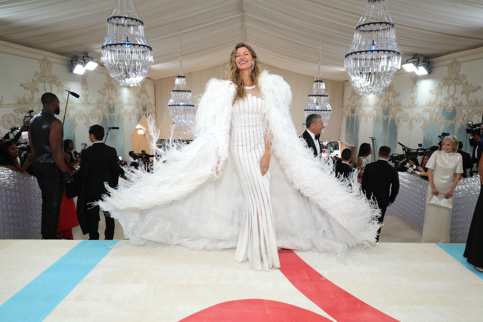 <span class="copyright"><strong>Gisele Bundchen </strong>Kevin Mazur—MG23/The Met Museum/Vogue/Getty Images</span>