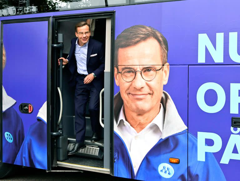 El líder conservador Ulf Kristersson, en Strangnas, durante las elecciones en Suecia. (Jonas EKSTROMER / TT News Agency / AFP)