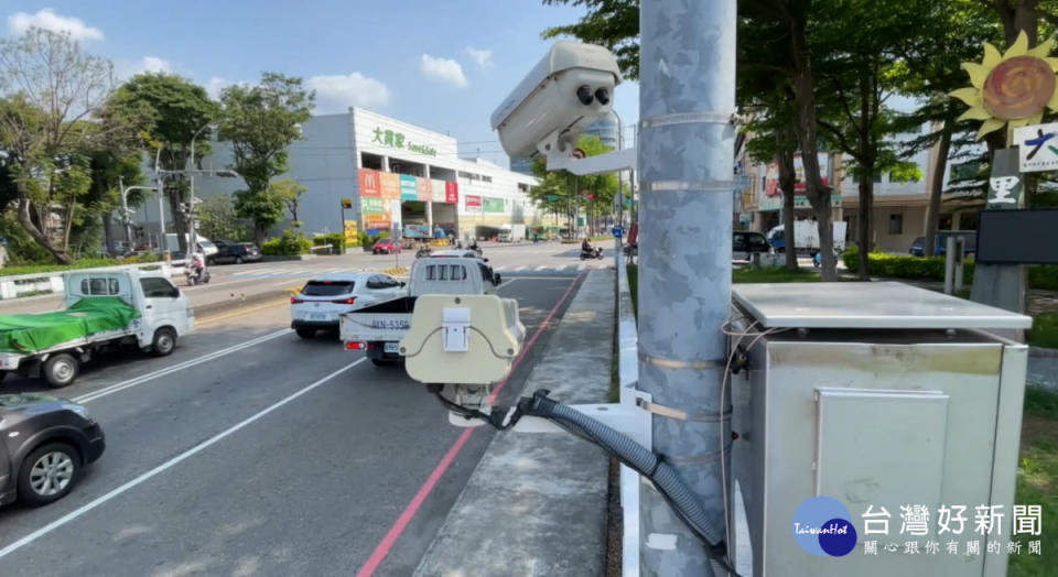 中市「機車污染AI辨識系統」分布在主要道路
