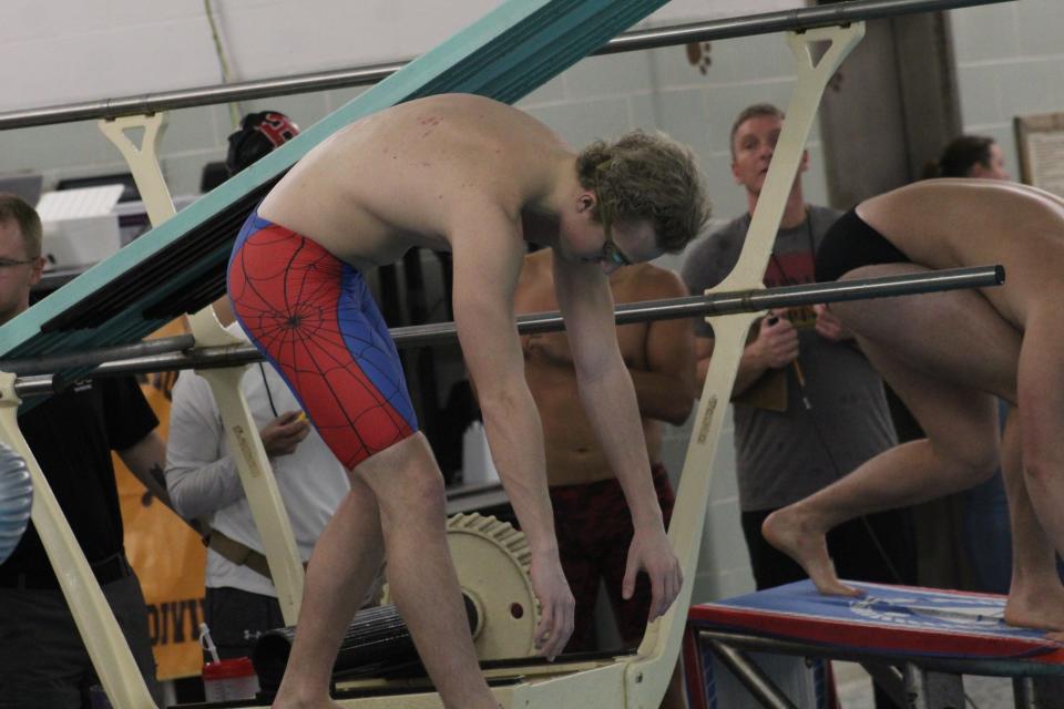 Ontario's Hunter Petit lining up for the 50 meter freestyle.
