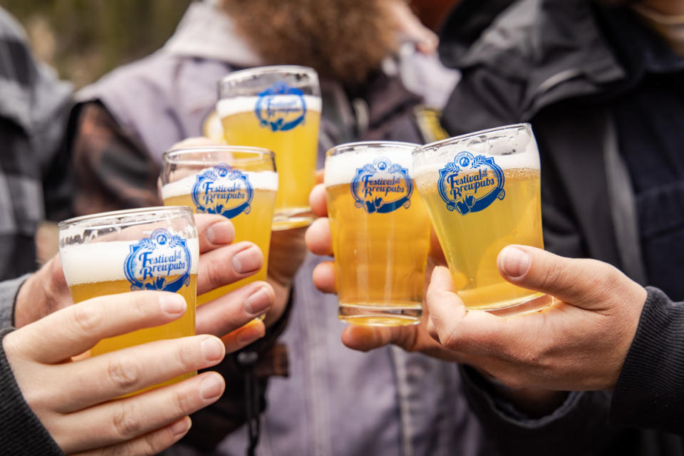 Cheers. <p>Ian Zinner/Arapahoe Basin Ski Area</p>