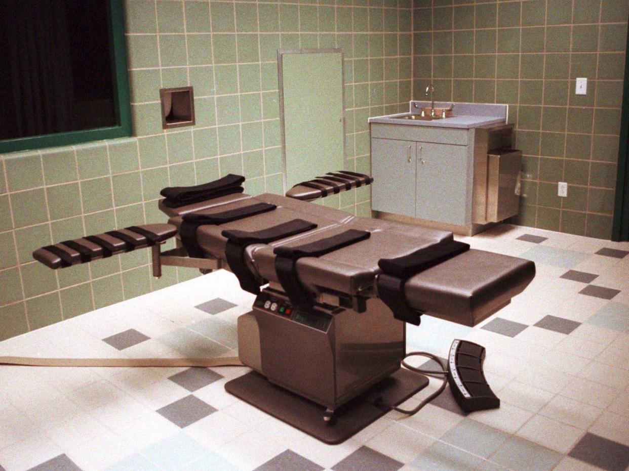 <span class="caption">The federal death chamber at the U.S. Penitentiary in Terre Haute, Indiana, as seen in April 1995.</span> <span class="attribution"><span class="source">AP Photo/Chuck Robinson</span></span>