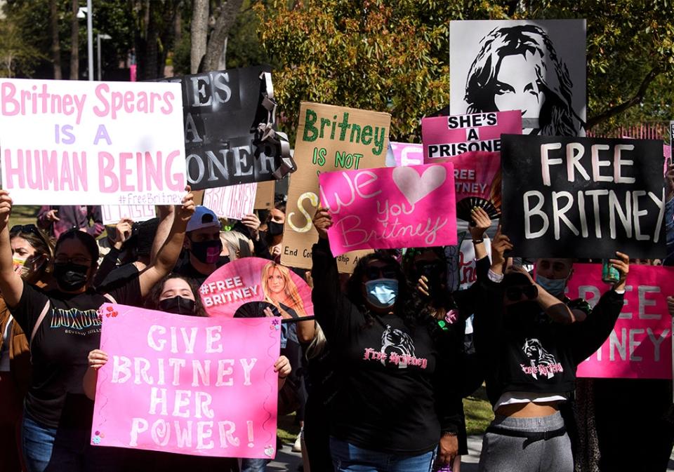 <p>Her Introduction to #FreeBritney</p>