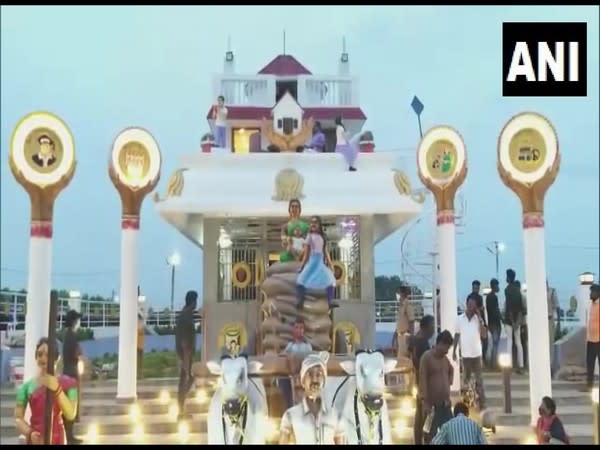 A temple-like memoir house showcasing Andhra Pradesh government's scheme 'Nava Ratnalu' was inaugurated in Srikalahasti town in Chittoor district on Wednesday.