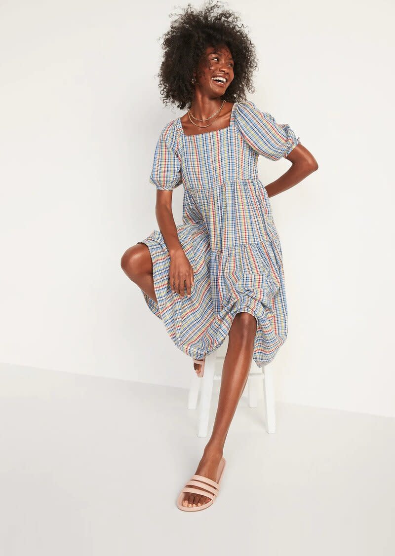 cute-sundresses-Old Navy Waist Defined Puff Sleeve Plaid Midi Dress