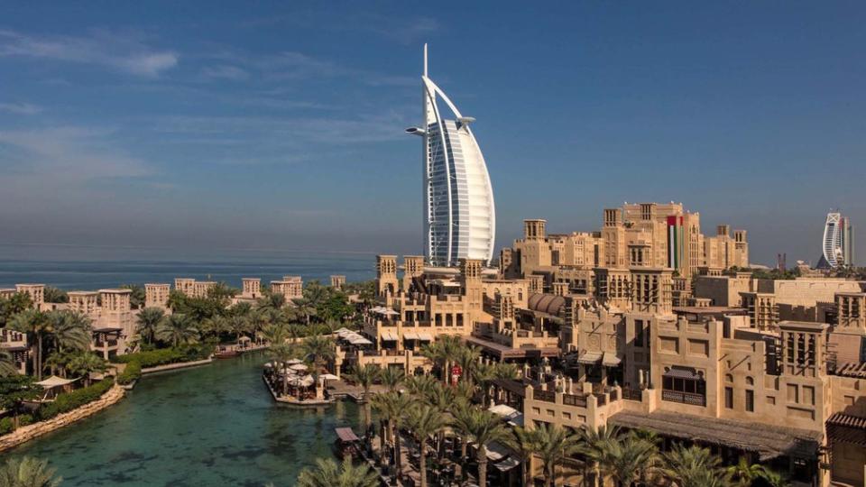 Auch das Burj Al Arab gehört zur Gruppe der Jumeirah-Hotels