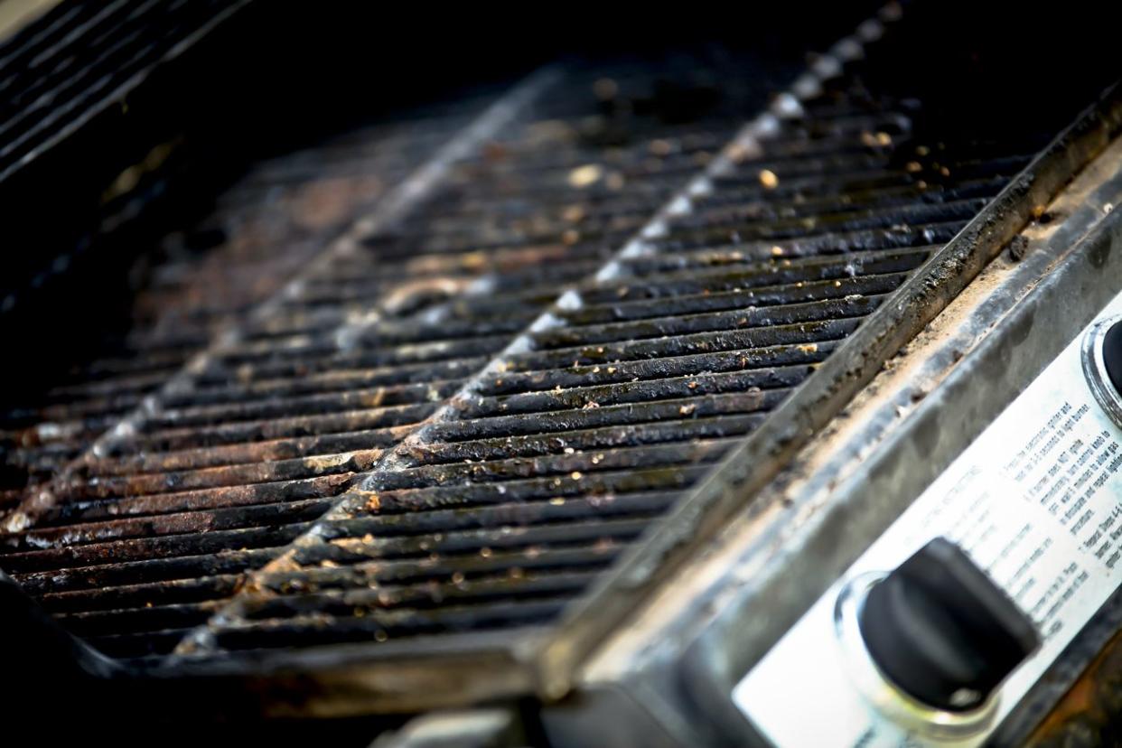 rust on grill