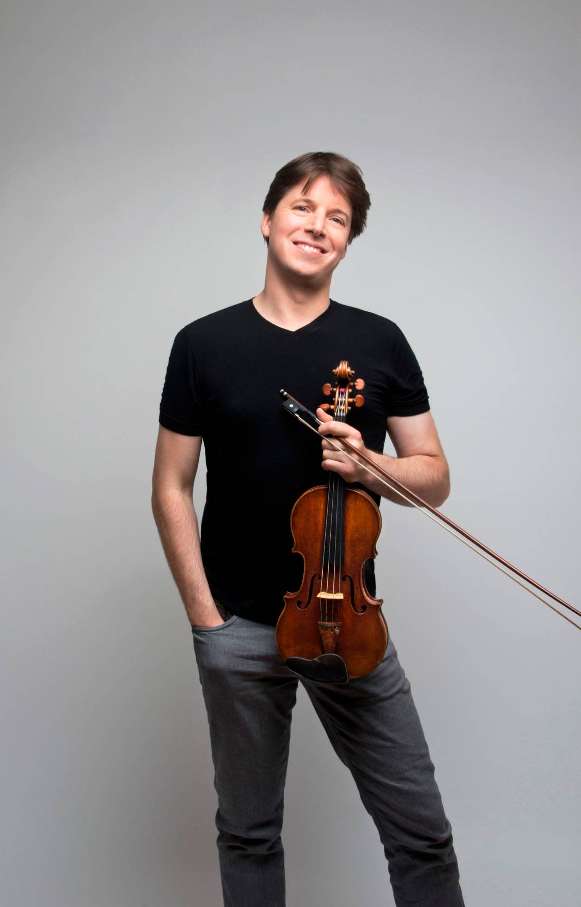 Violinist Joshua Bell will join the Kansas City Symphony May 31 to June 2.