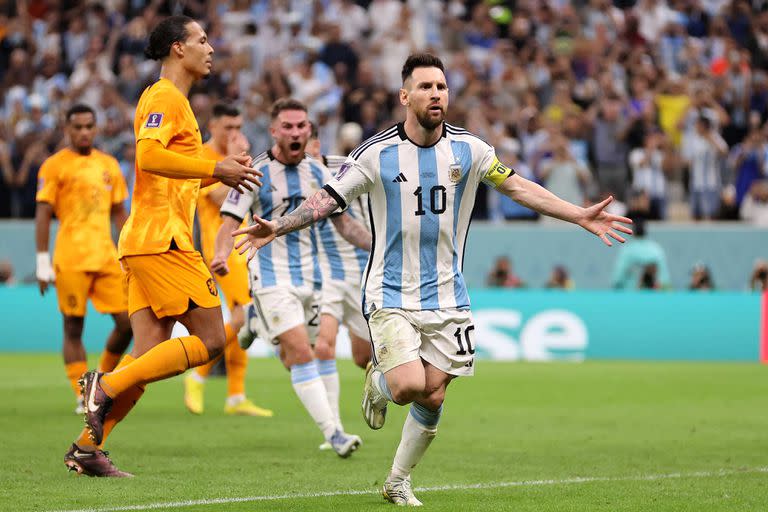 Lionel Messi celebra el segundo gol de Argentina