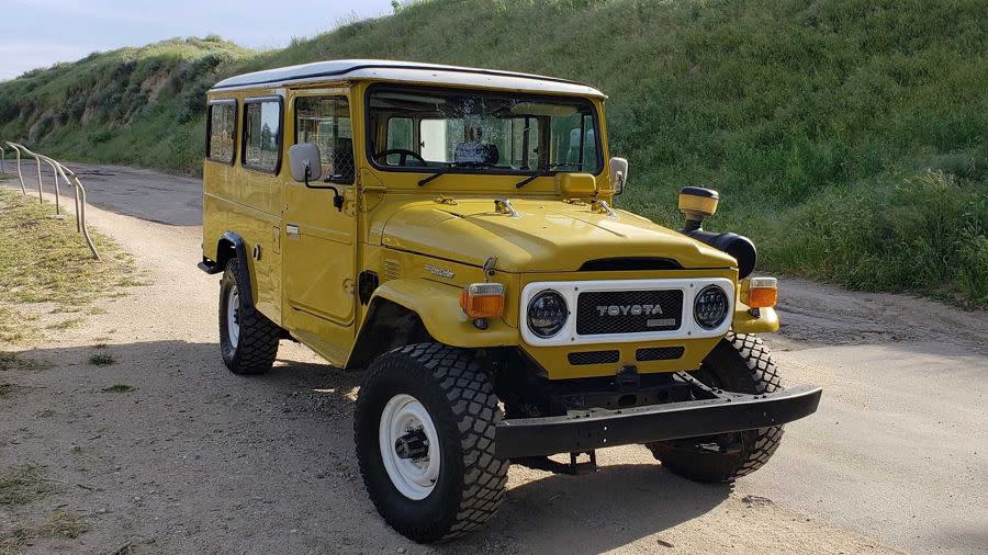 改造過的1979 Toyota Land Cruiser HJ45露營車拍賣中