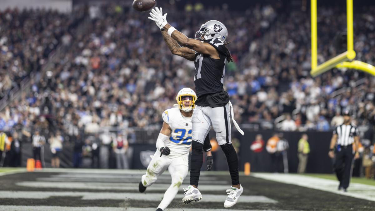 Raiders' 63point game was secondhighest score since the merger