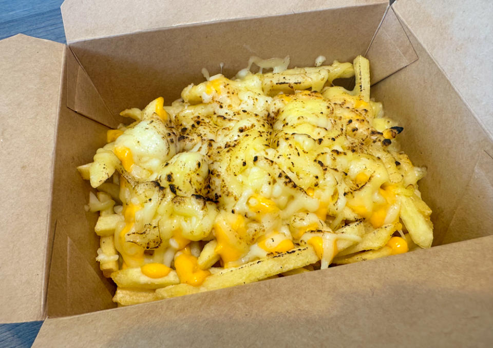 phat jack - jacks skinny cheese fries