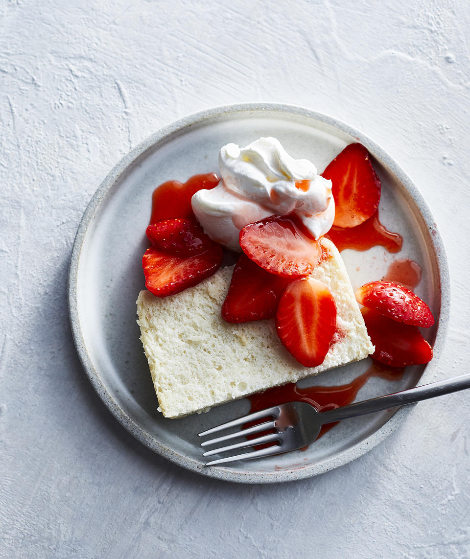 Slow-Cooker Angel Food Cake