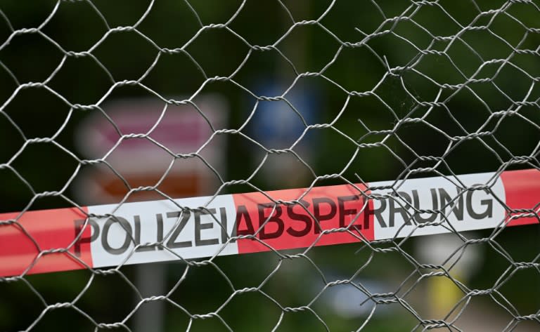 Ermittler sind am Mittwochmorgen bei einem Großeinsatz in acht Bundesländern gegen Mitglieder einer international agierenden Schleuserbande vorgegangen. Zehn Menschen seien festgenommen worden, teilte die Bundespolizeidirektion Sankt Augustin mit. (Christof STACHE)