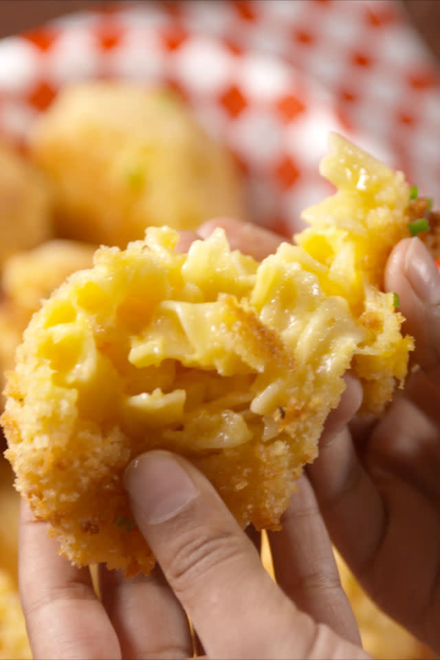 Mac & Cheese Bombs