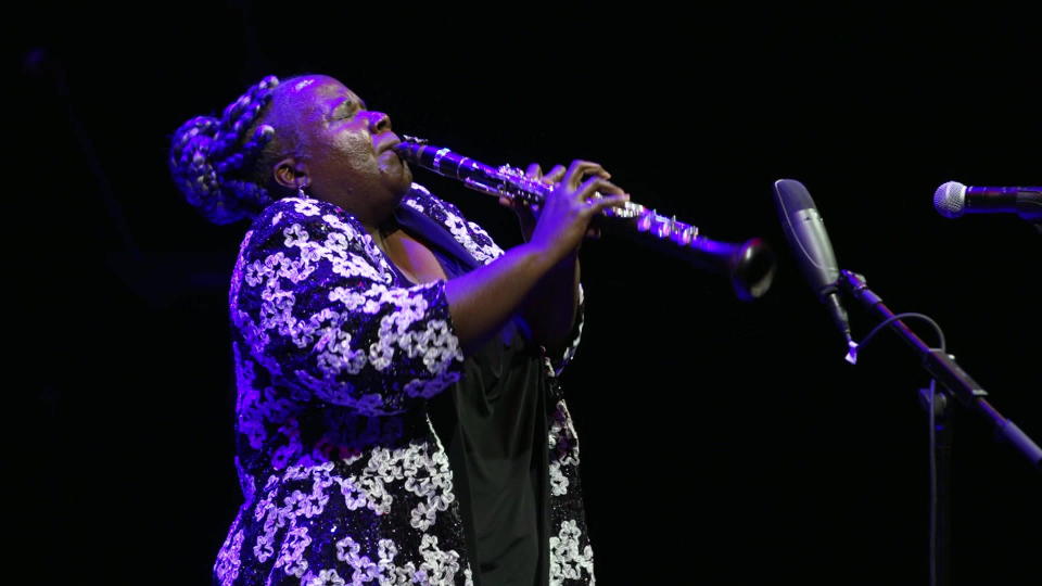 New Orleans jazz clarinetist Doreen Ketchens performing at the Kennedy Center in Washington, D.C.  / Credit: CBS News