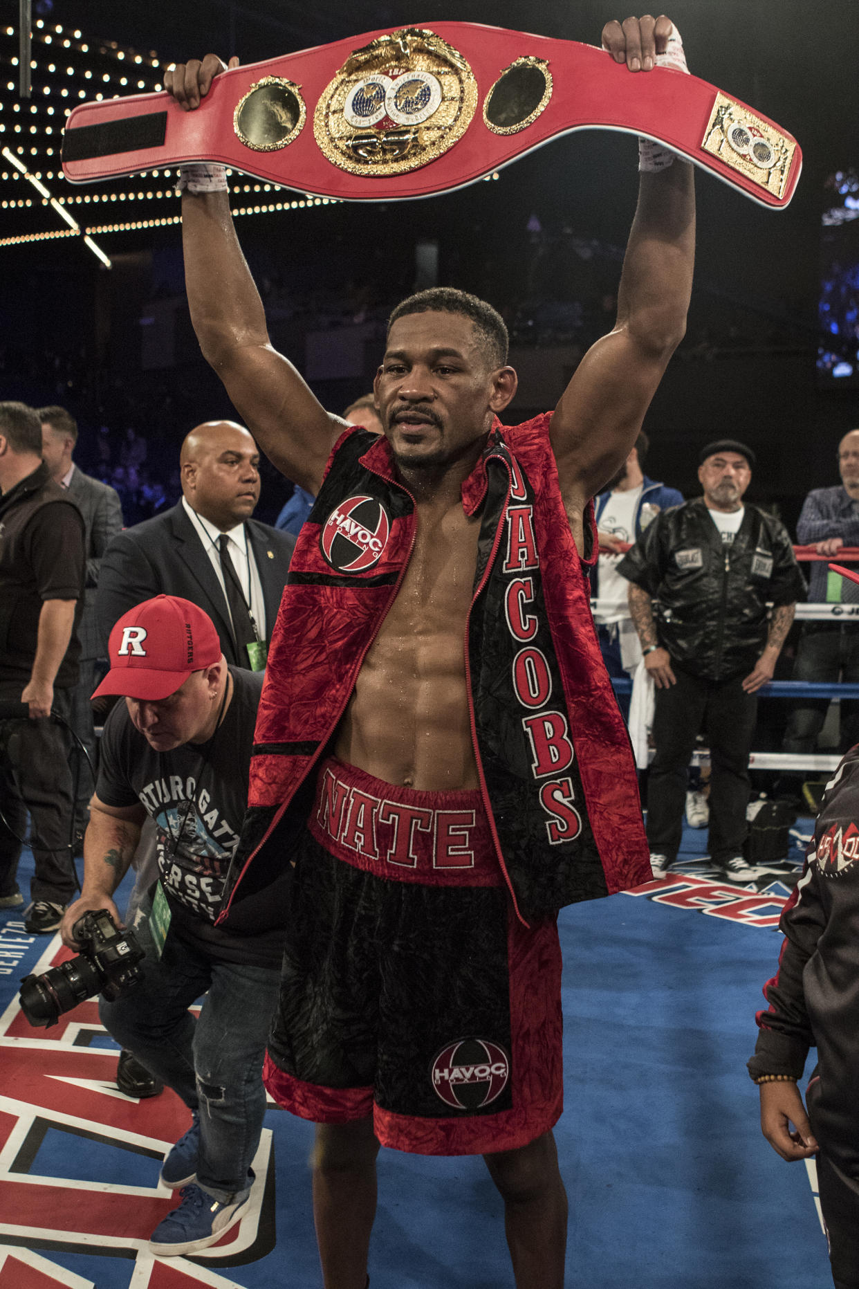 Daniel Jacobs en su última pelea, sostenida ante el ucraniano Sergiy Derevyanchenko, el 27 de octubre de 2018 en Nueva York. / Foto: Getty Images