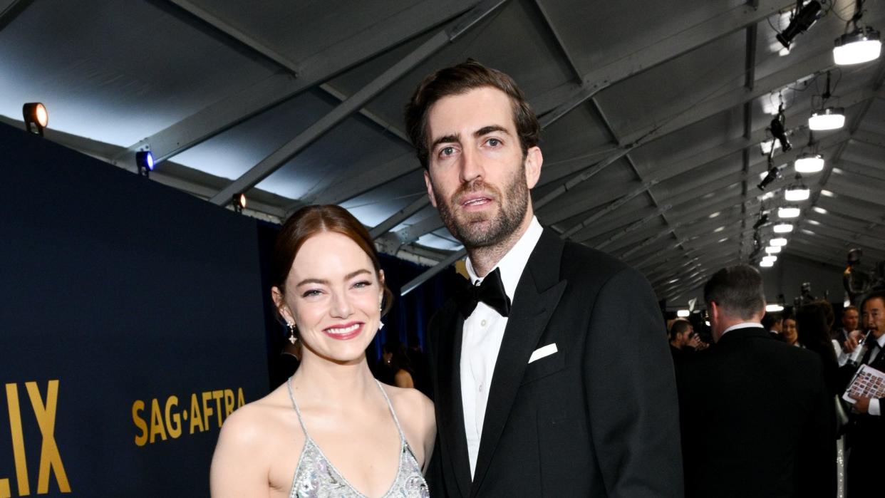 emma stone and dave mccary at the 30th annual screen actors guild awards held at the shrine auditorium and expo hall on february 24, 2024 in los angeles, california photo by michael bucknervariety via getty images