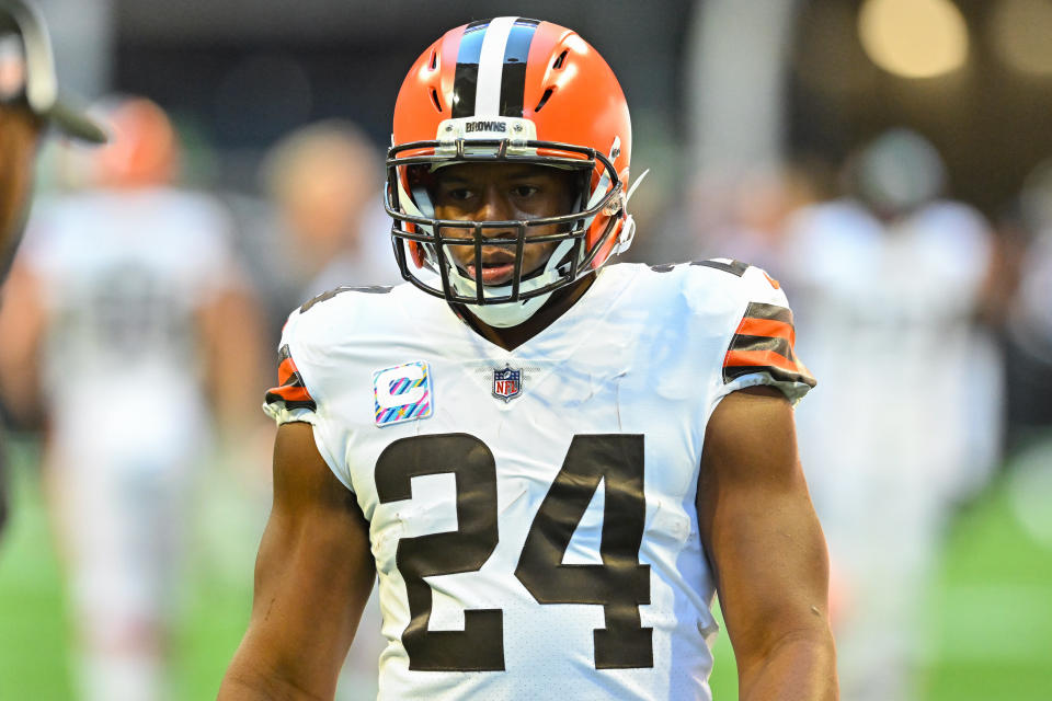 Cleveland running back Nick Chubb (24) warms up prior to the start of the NFL game 