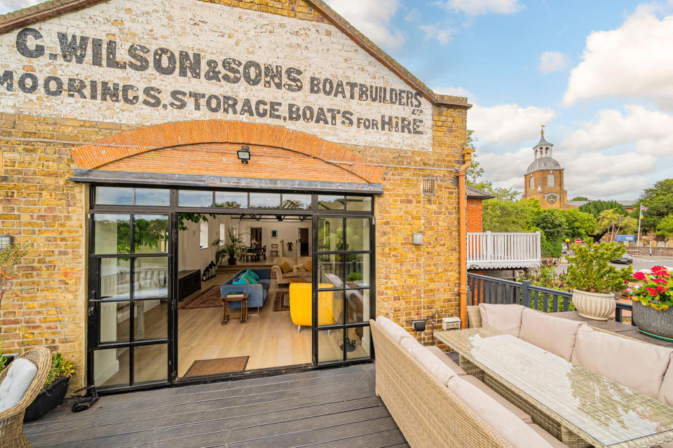 converted boathouse Sunbury-on-Thames, Surrey,