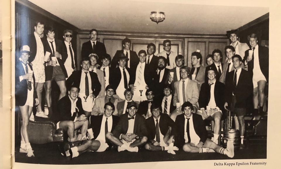 The DKE fraternity photo from the 1985 Yale Banner yearbook.