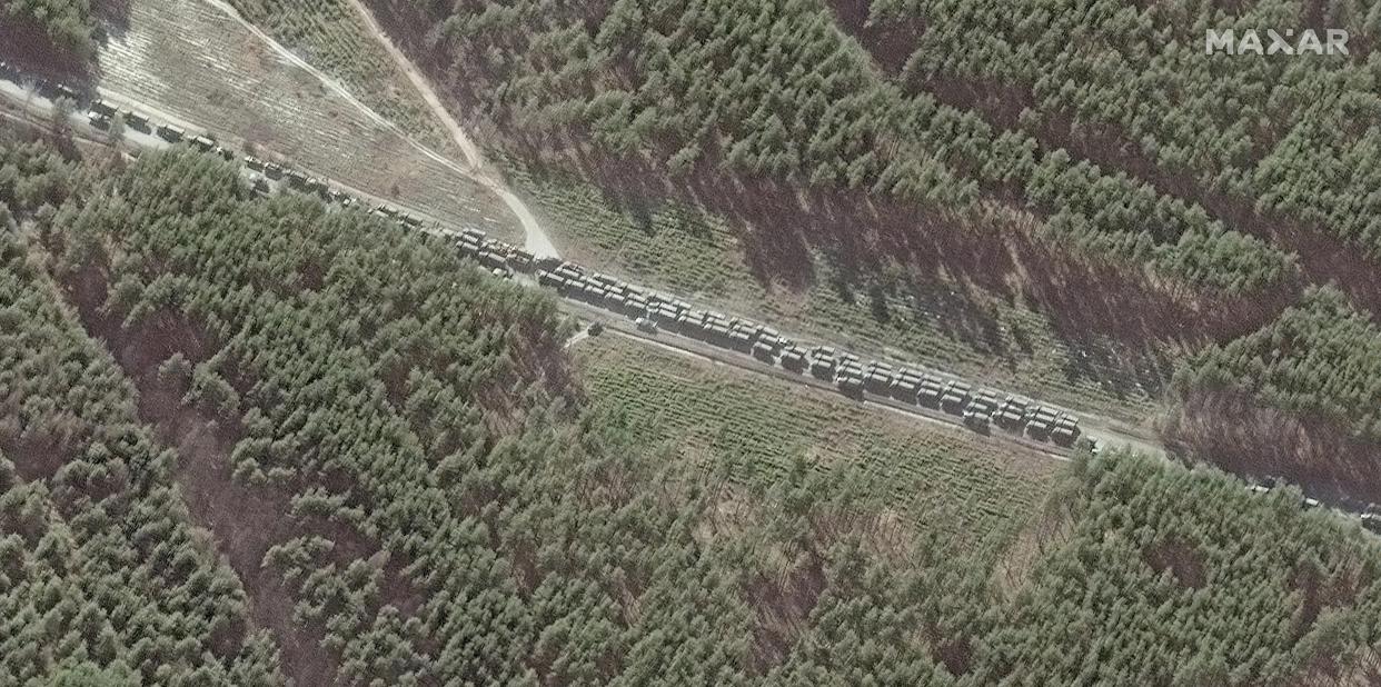Maxar satellite imagery of the northern end of a Russian convoy, southeast of Ivankiv, Ukraine on 28 February 2022.