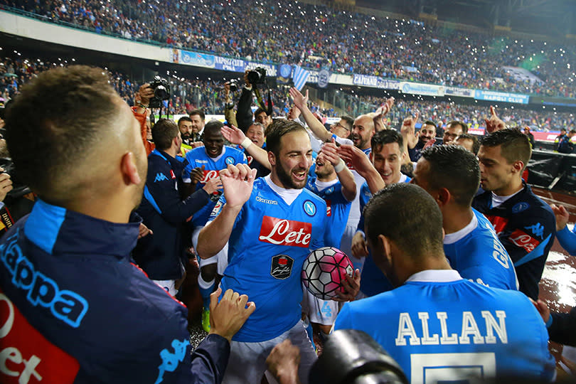 Why signing Gonzalo Higuain doesn’t make sense for Chelsea – if they want to keep their manager