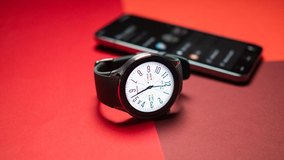 OnePlus Watch 2 custom watch face