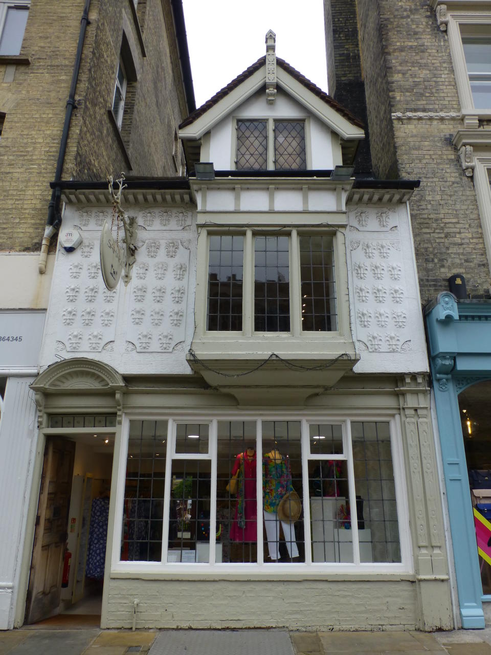 FR Leach & Sons had its showroom at 3 St Mary’s Passage in Cambridge (Historic England/PA)