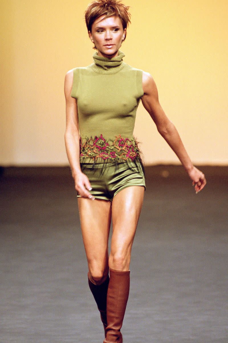 15. London Fashion Week 2000